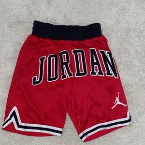 Boys 8/10 Jordan shorts